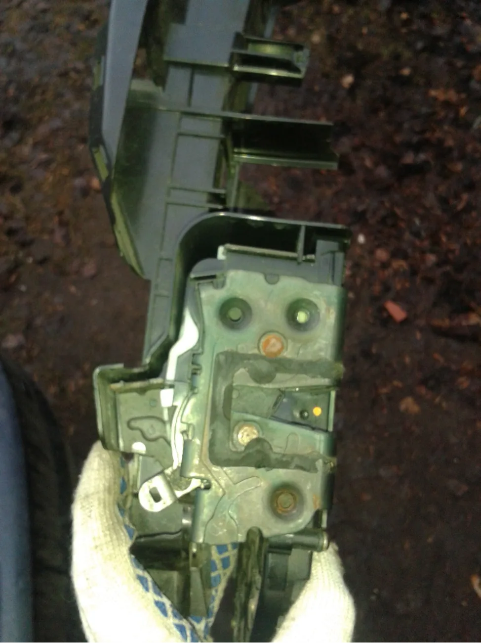 Донорский замок двери Ford Focus